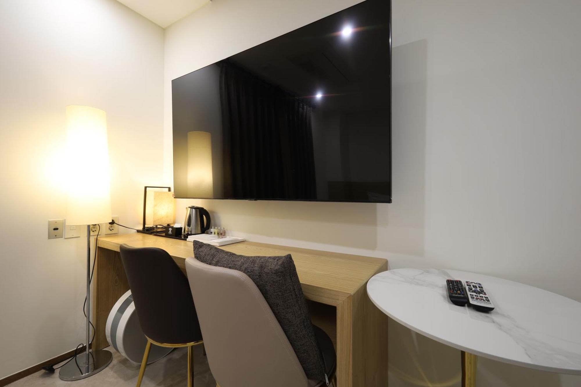 Trt Hotel Пусан Екстериор снимка
