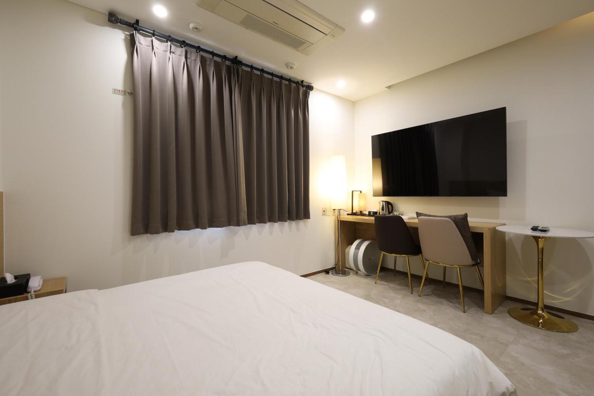 Trt Hotel Пусан Екстериор снимка