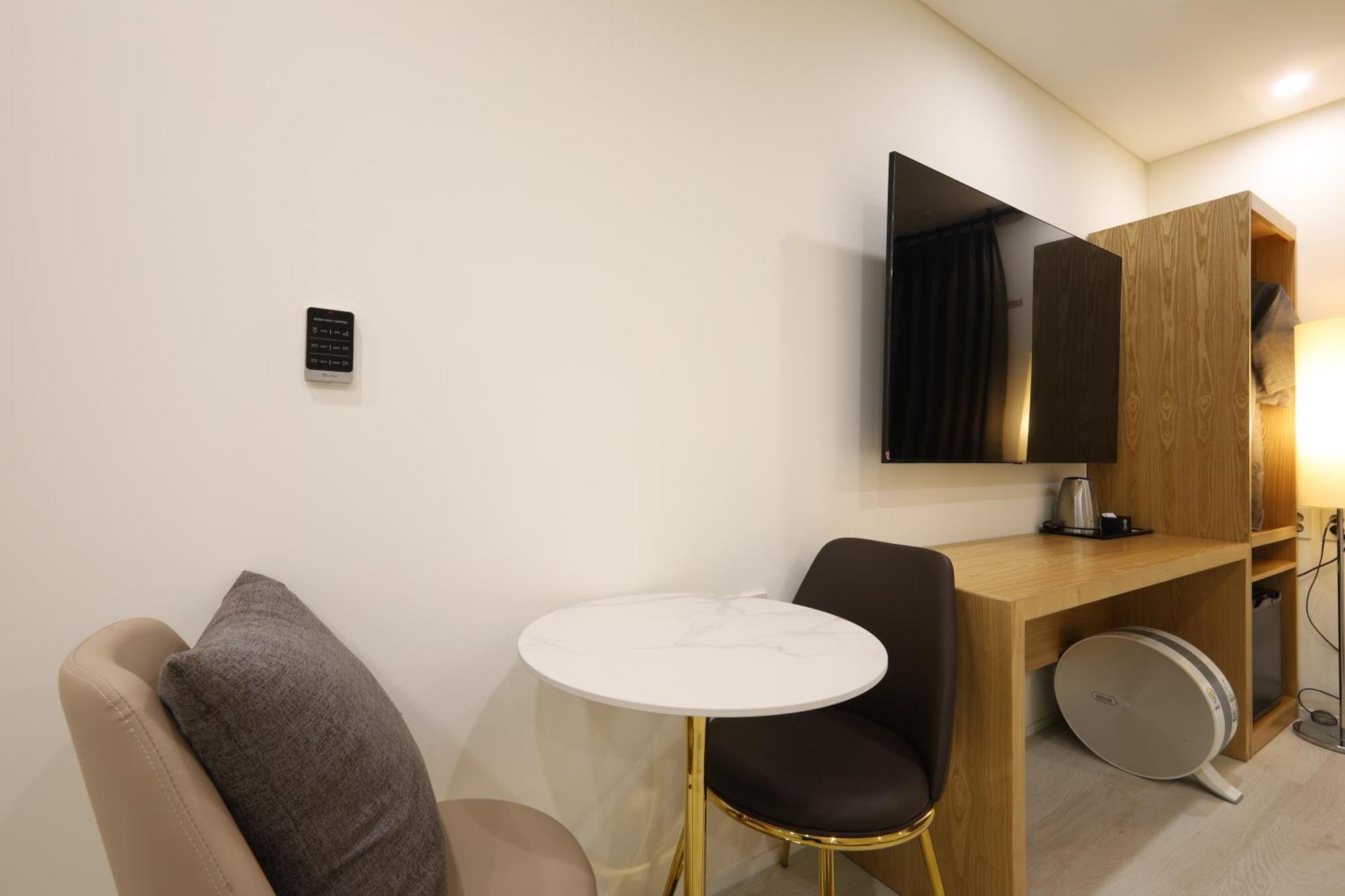 Trt Hotel Пусан Екстериор снимка