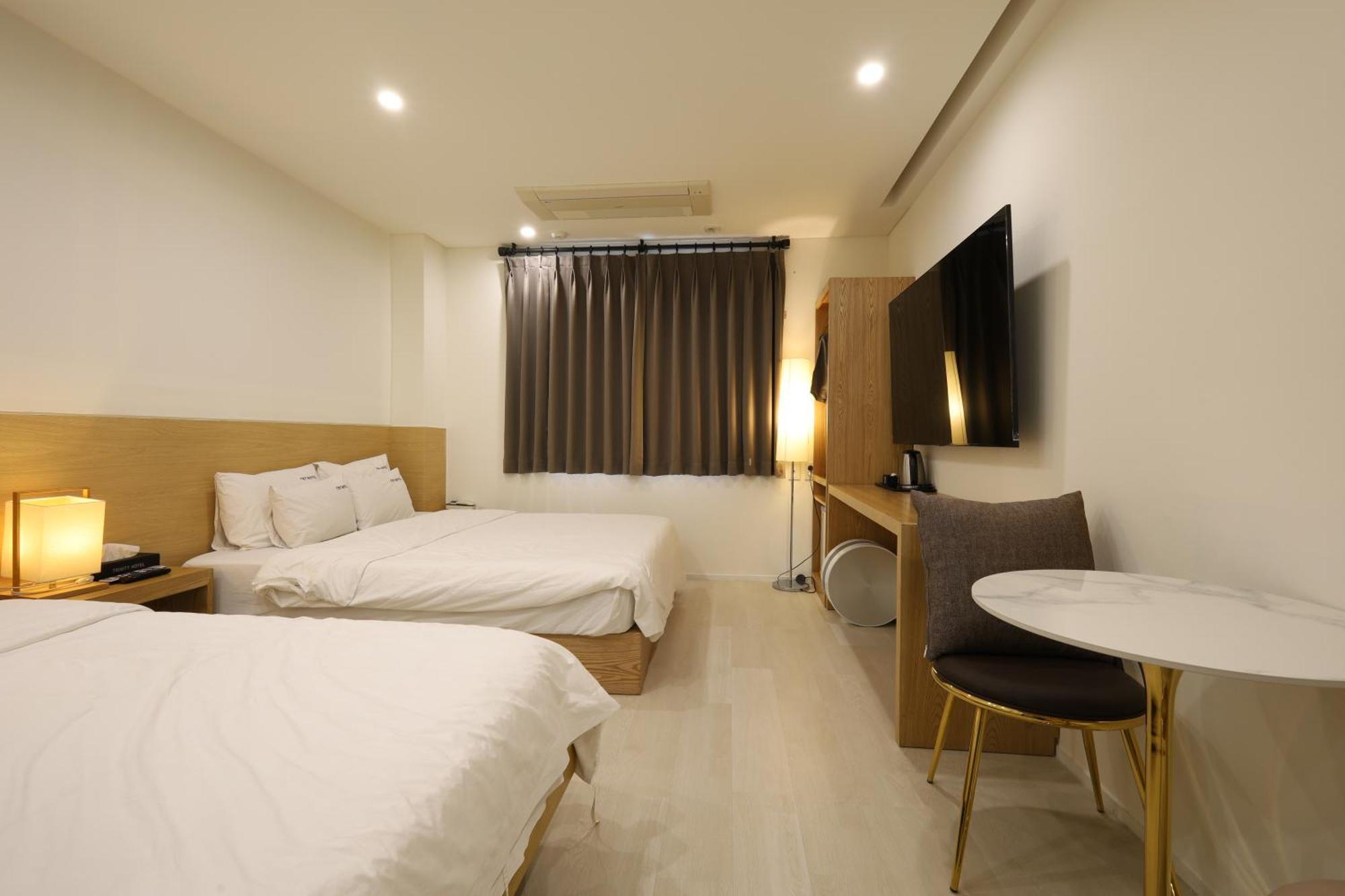 Trt Hotel Пусан Екстериор снимка