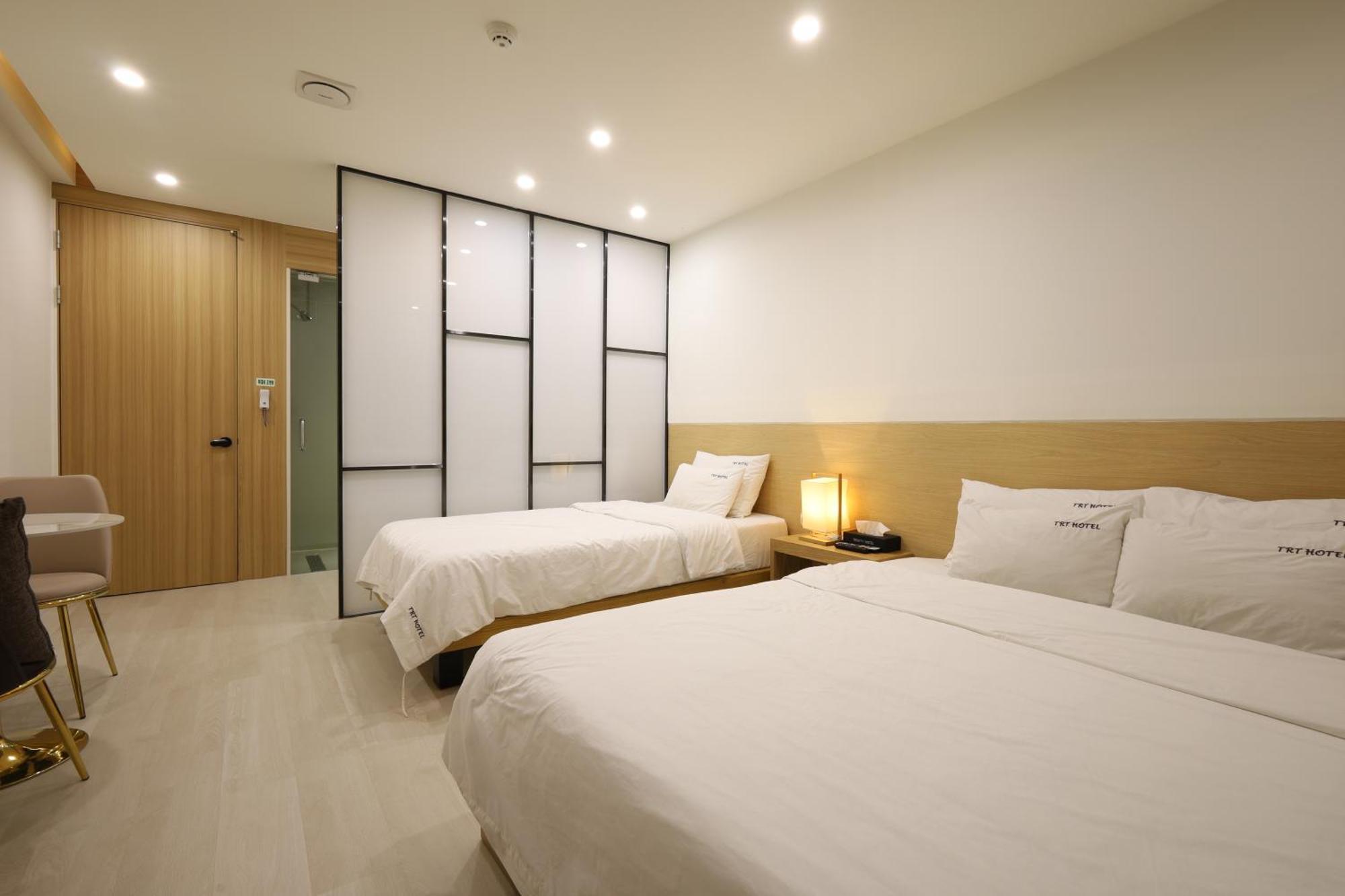 Trt Hotel Пусан Екстериор снимка