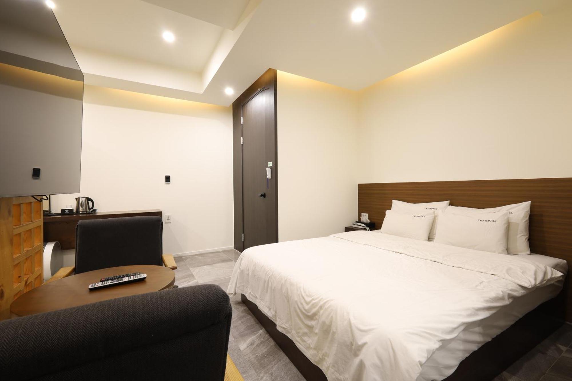 Trt Hotel Пусан Екстериор снимка