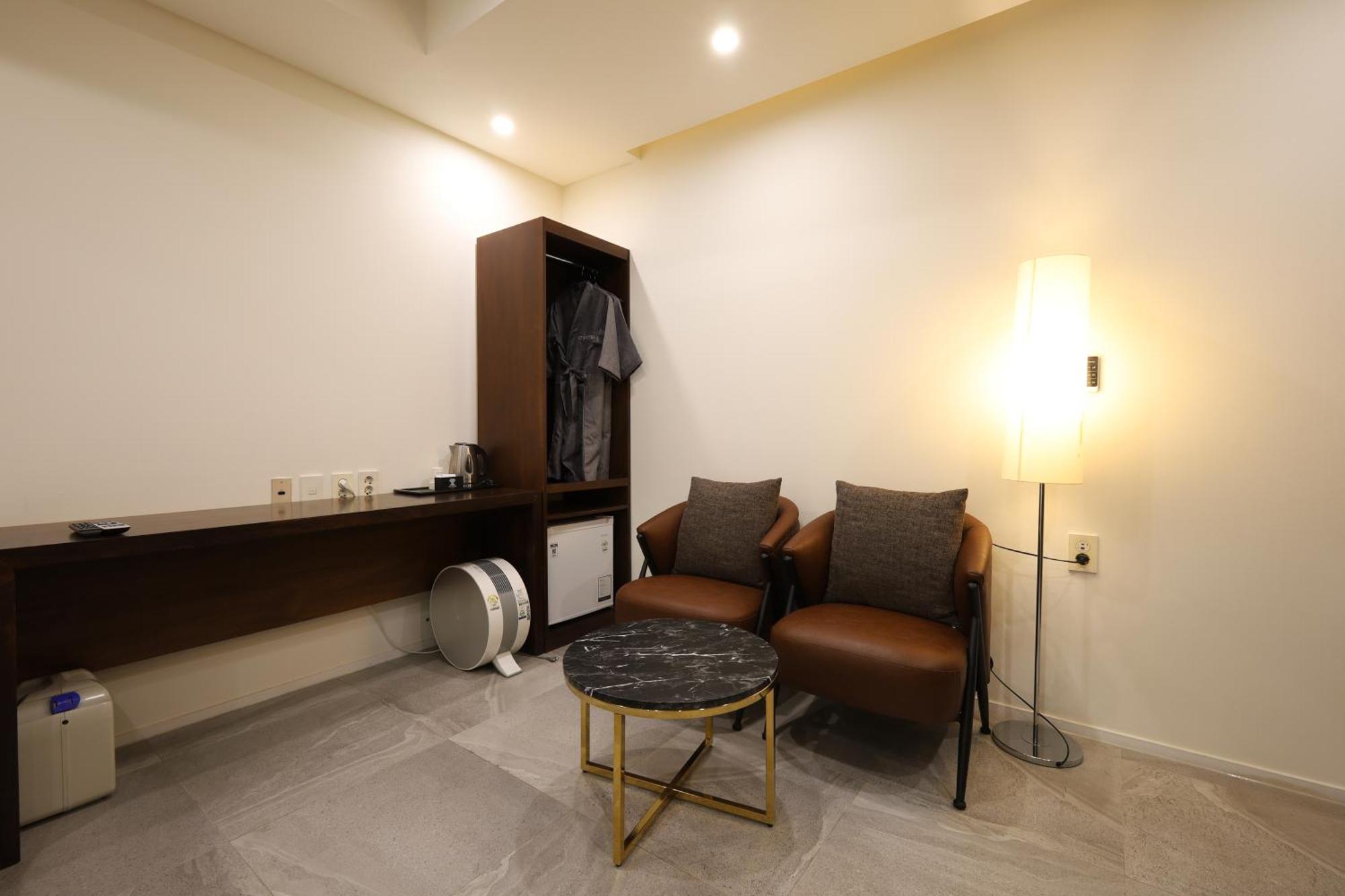 Trt Hotel Пусан Екстериор снимка